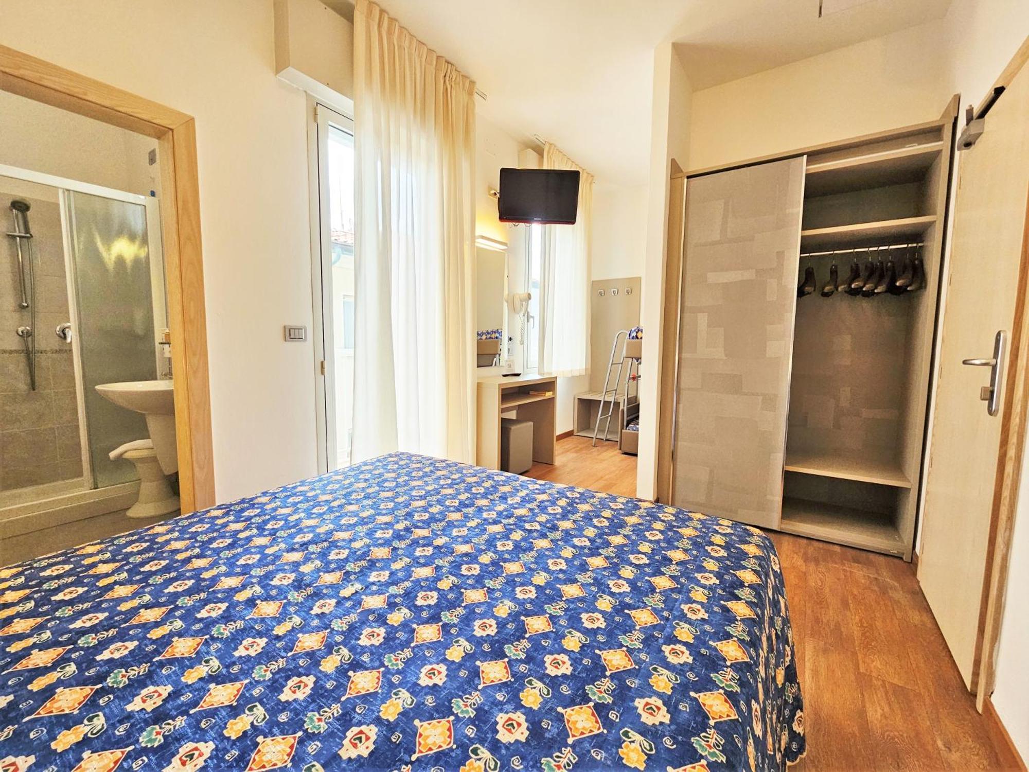 Hotel Ornella Лидо-ди-Езоло Экстерьер фото